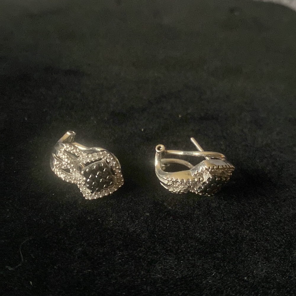 EUC Beautiful Earrings Stamped 925 with Black and White Diamonds - Picture 8 of 10